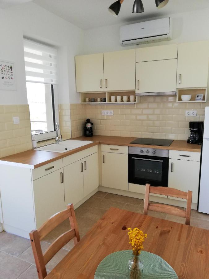 Zoeld Terasz Vendeghaz Apartment Egerszalok Ngoại thất bức ảnh